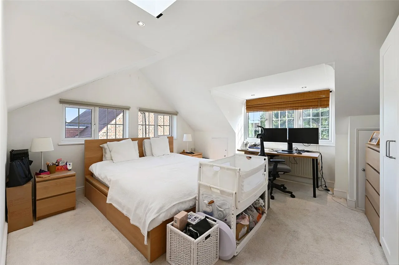 Woodfield Road, London, W5, photo 2