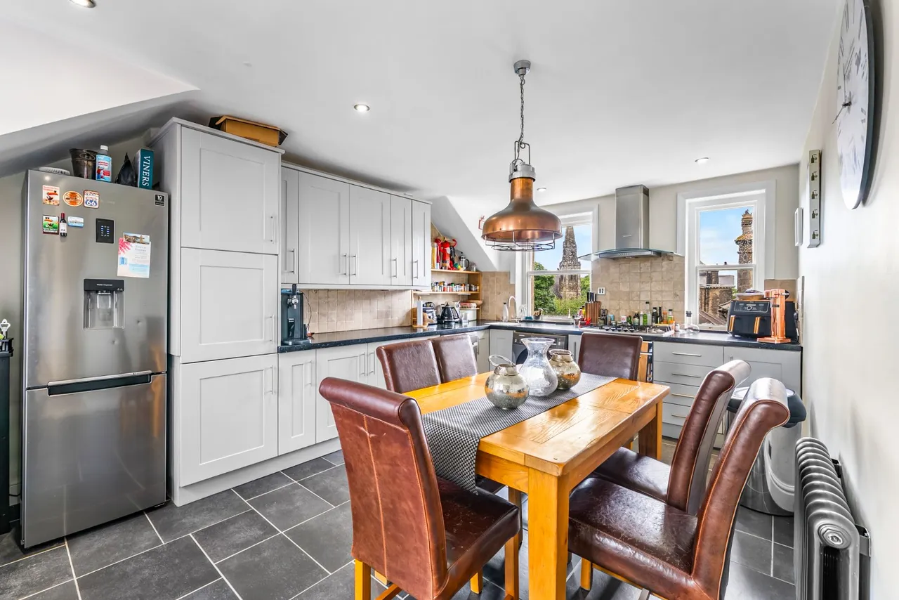 Leeds Road, Harrogate, HG2, photo 4