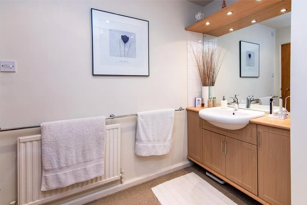 Lambley Lane, Burton Joyce, photo 16