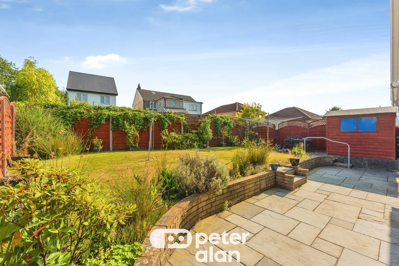 Briarwood Close, Neath, SA10, photo 5