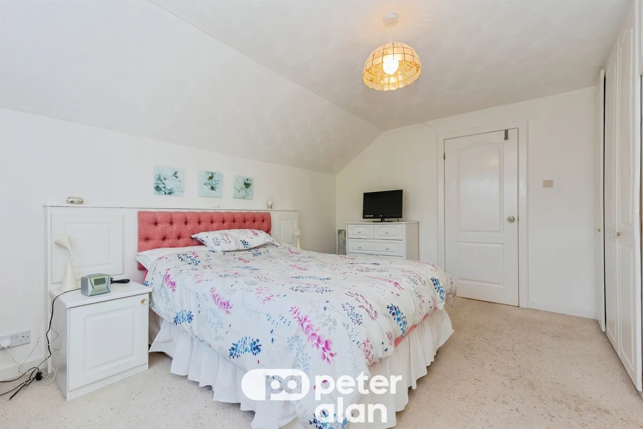 Briarwood Close, Neath, SA10, photo 18
