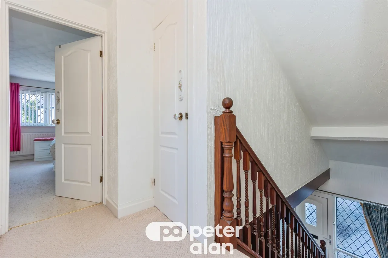 Briarwood Close, Neath, SA10, photo 20