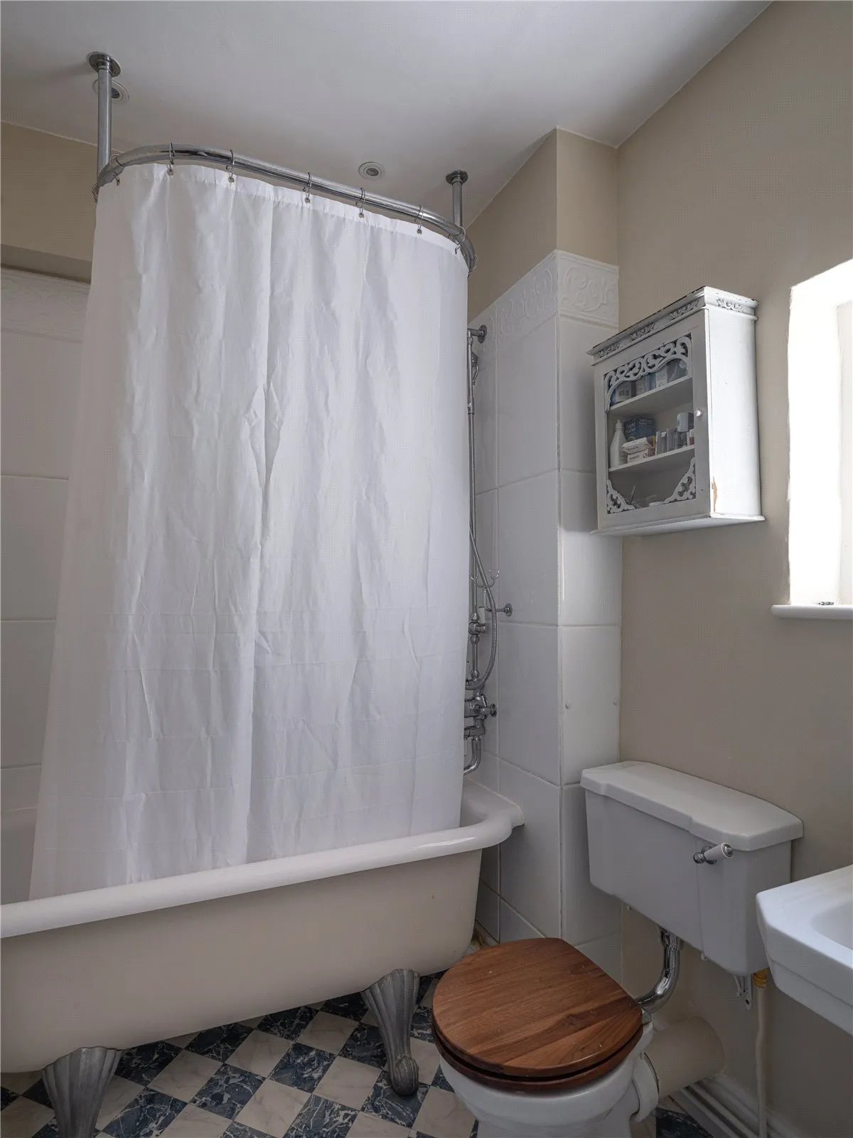 Poulton Hill, Marlborough, SN8, photo 18