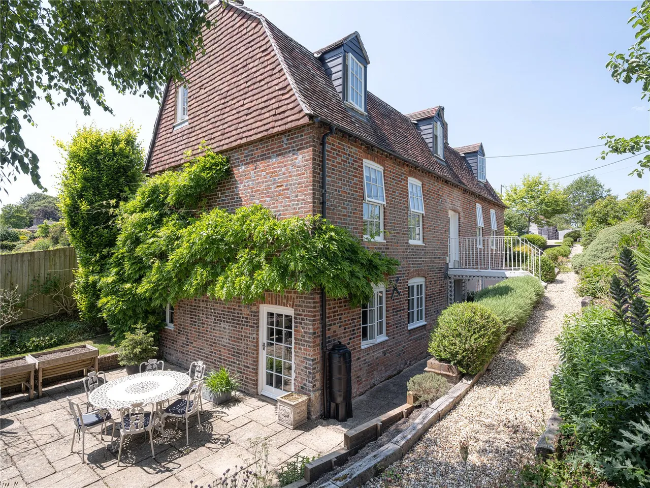 Poulton Hill, Marlborough, SN8, photo 25