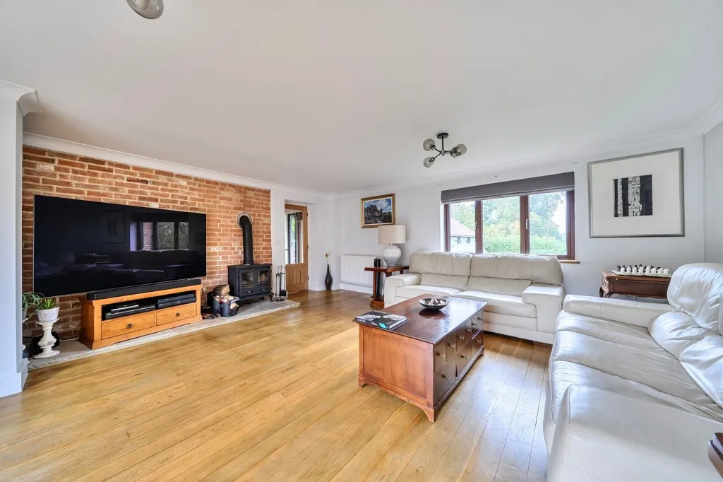 Church Road, Westoning, MK45, photo 3
