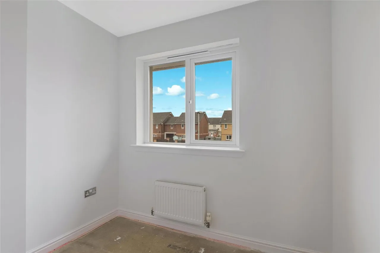 Adamston Way, PORT GLASGOW, Renfrewshire, PA14, photo 10