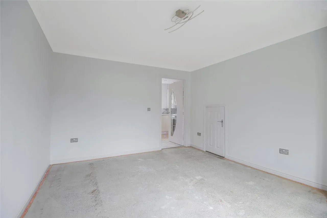 Adamston Way, PORT GLASGOW, Renfrewshire, PA14, photo 3