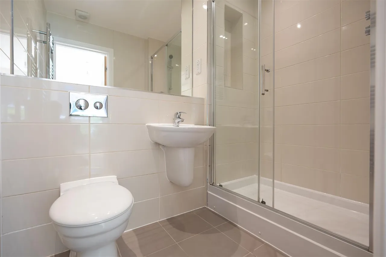 Otter Way, Yiewsley, UB7, photo 7