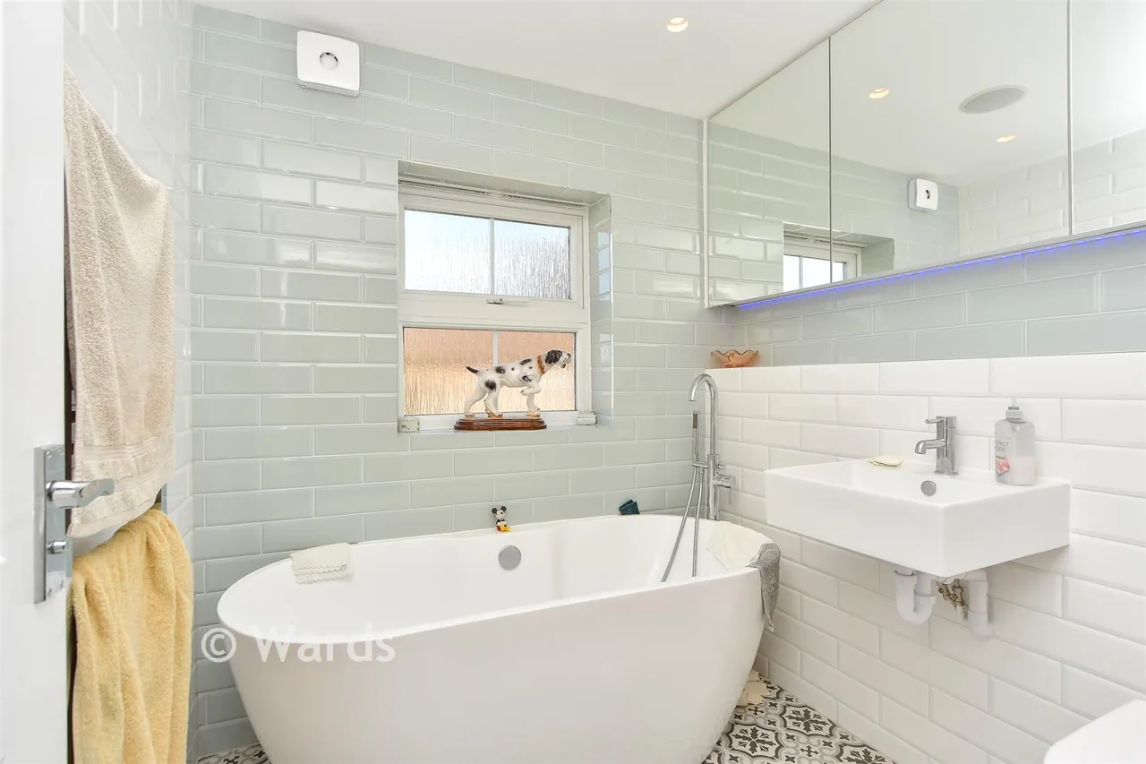 Monarch Drive, Kemsley, ME10, photo 12