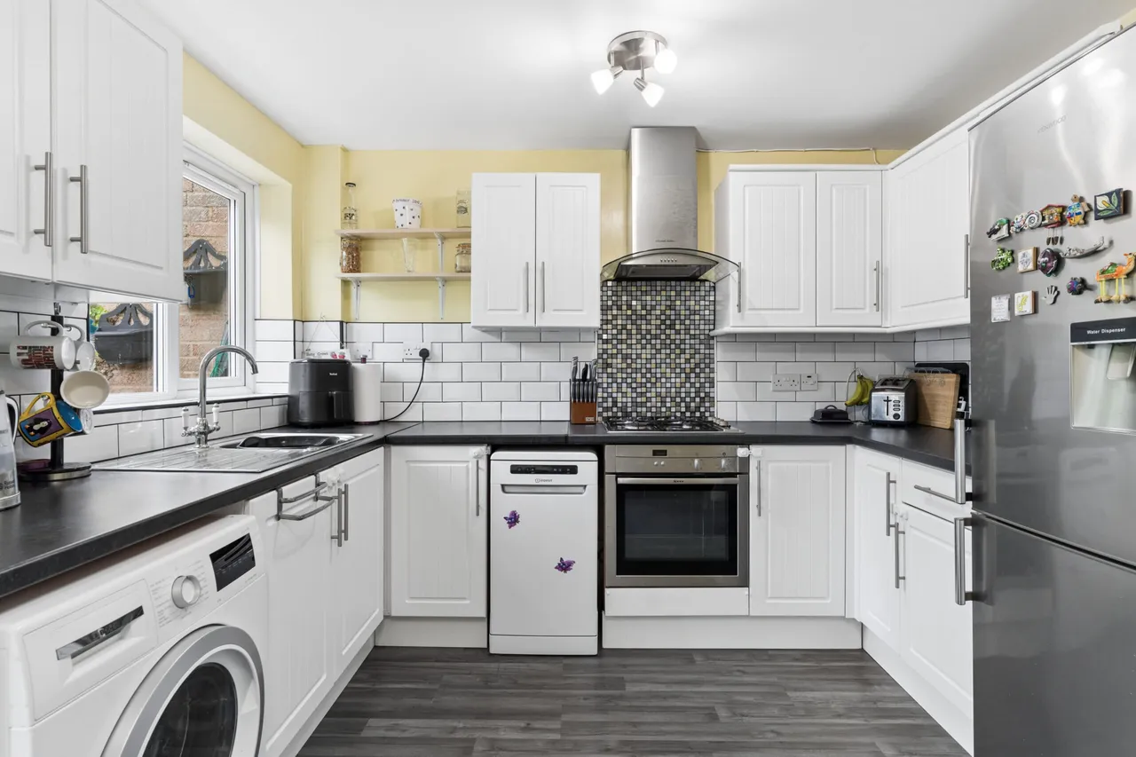 Broom Grove, Knebworth, Knebworth, SG3 6BQ, photo 6