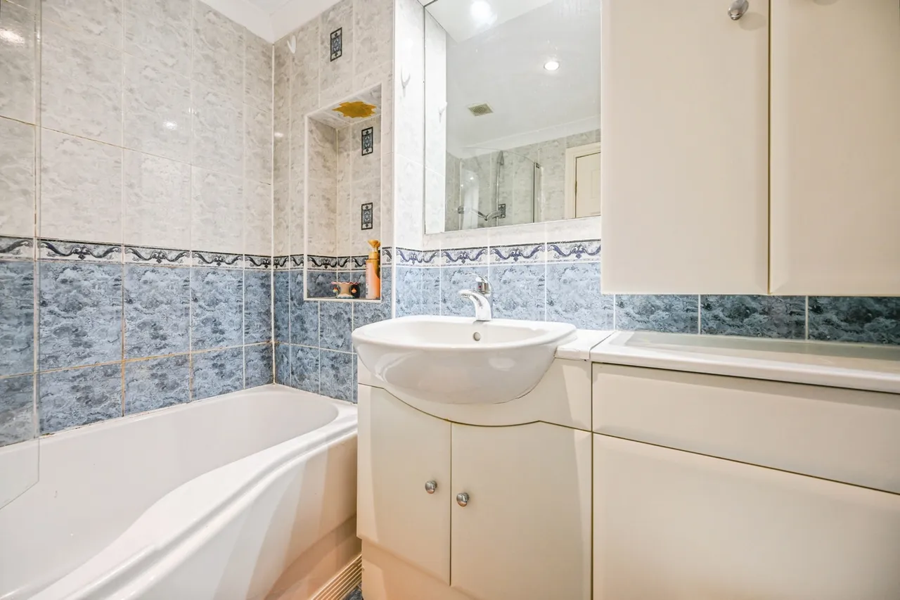 Rowen Court, Liverpool, L17, photo 31