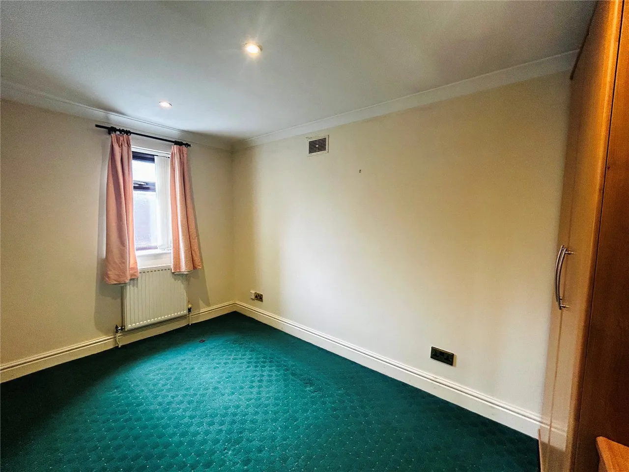 Rowen Court, Liverpool, L17, photo 30