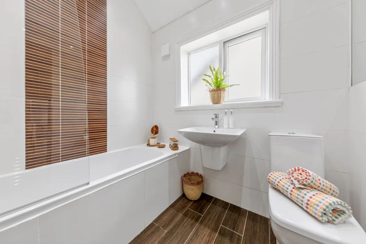 Greenbank Road, Stockton Heath, Warrington, Warrington, WA4 2DW, photo 16