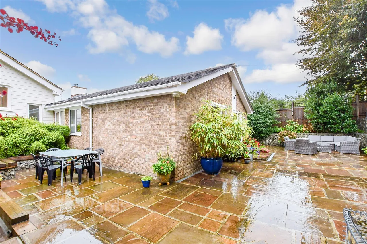 Court Drive, Maidstone, ME16, photo 9