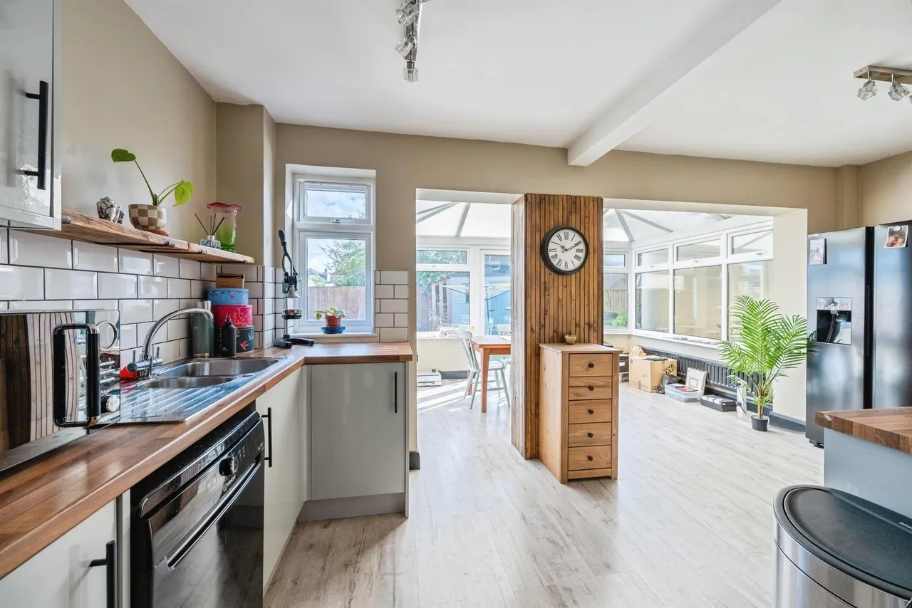 Tellcroft Close, Corsham, photo 4
