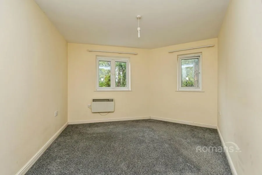 Cromwell Road, Camberley, GU15, photo 4
