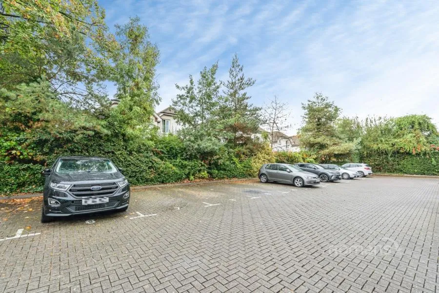Cromwell Road, Camberley, GU15, photo 8