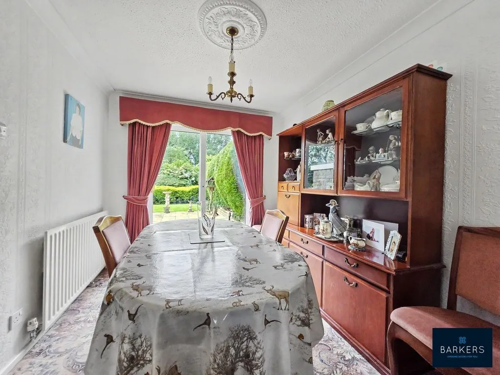 Thorndene Way, Bradford BD4 0SW, photo 7