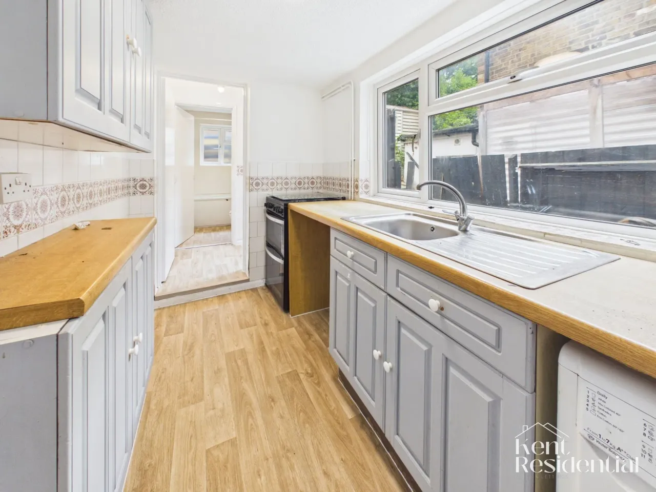 3 bed house for sale, Constitution Road, Chatham, ME5