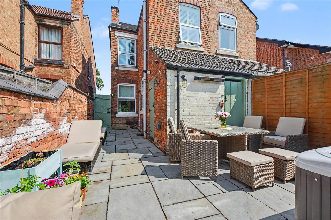 Albert Road, Long Eaton, NG10, photo 4