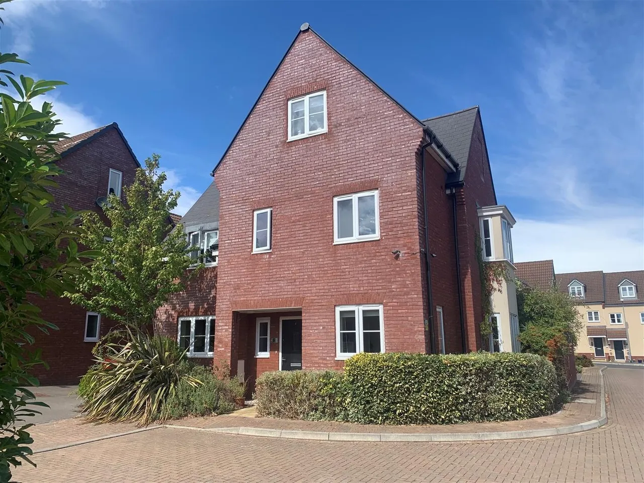 4 bed house for sale — Hollyhock Close, Bridgwater, Somerset TA5 2GY