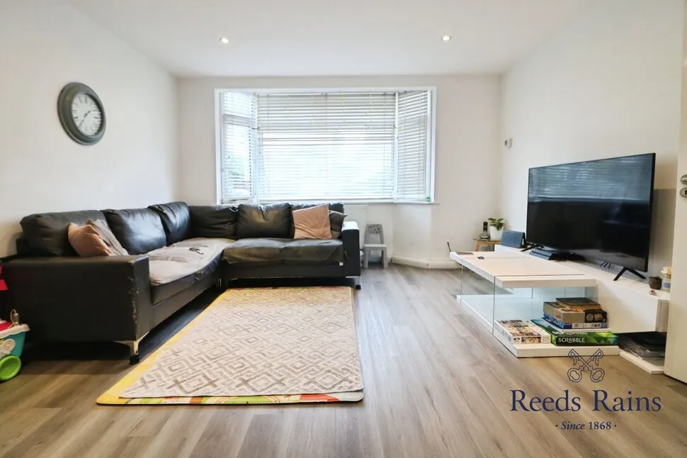 Copthorne Avenue, Ilford, IG6, photo 4