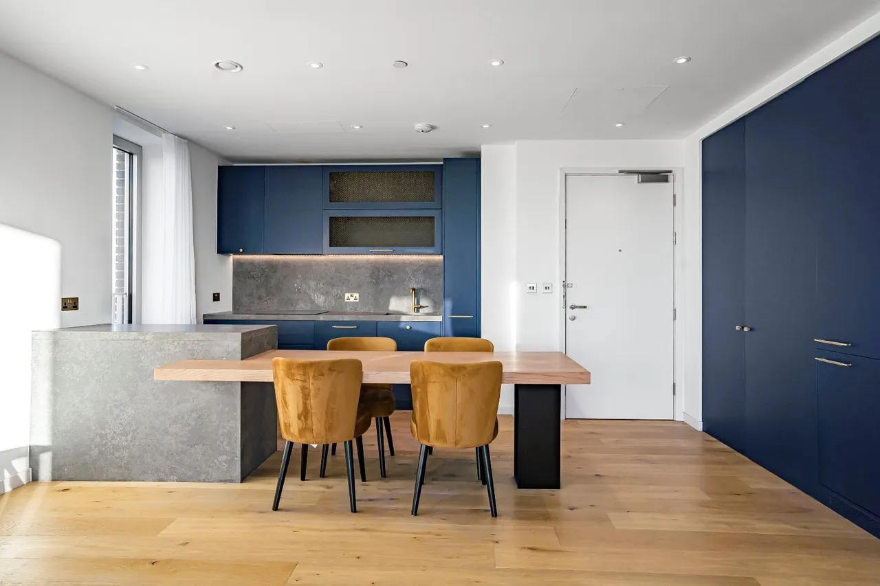 Orchard Place, London, E14, photo 4