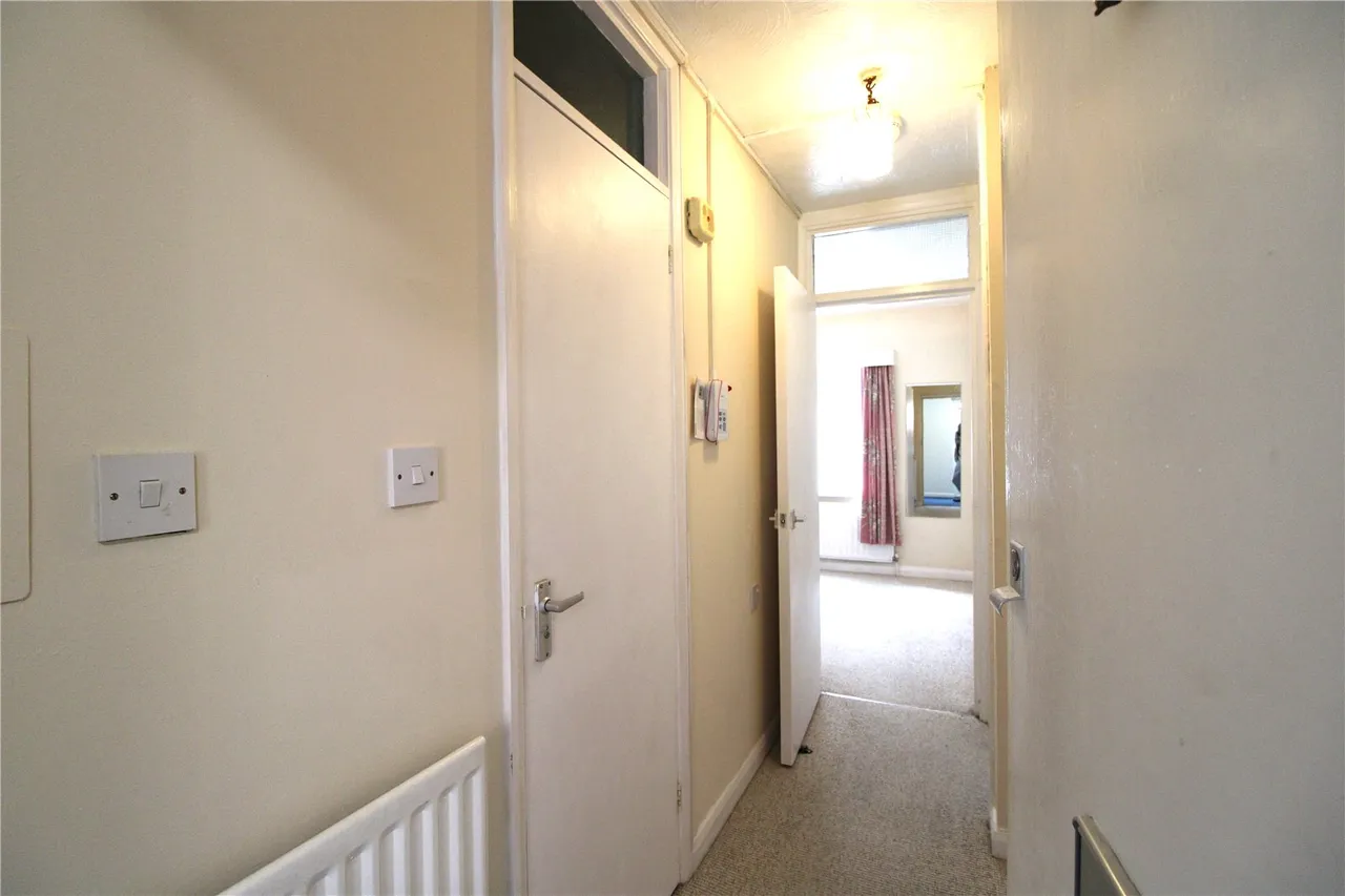 Coulsdon Road, Coulsdon, CR5, photo 7