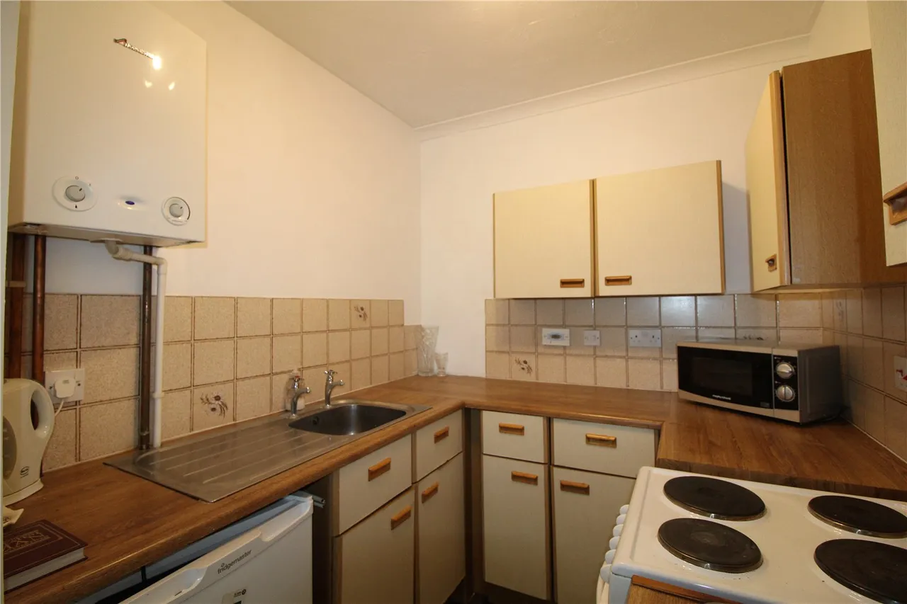 Coulsdon Road, Coulsdon, CR5, photo 3
