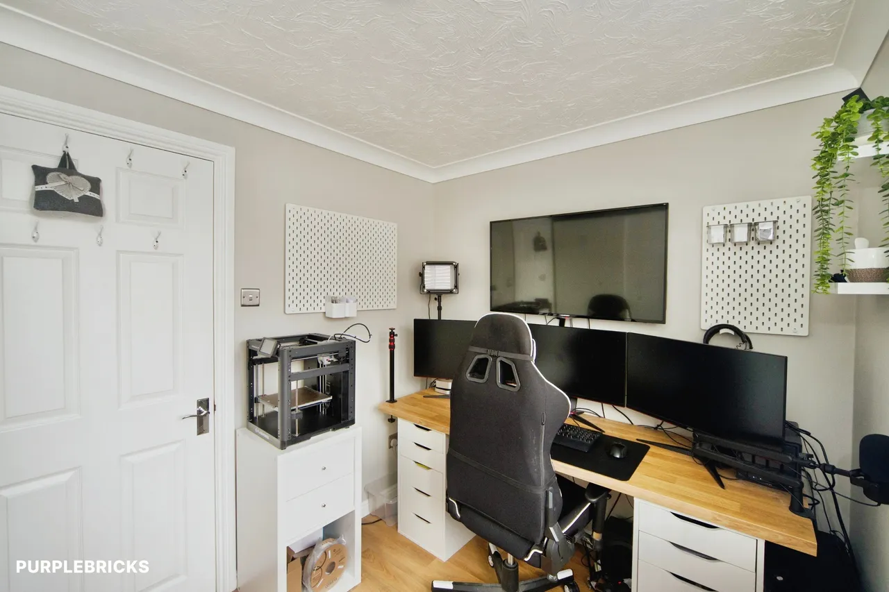 Lupin Close, Romford, RM7, photo 14
