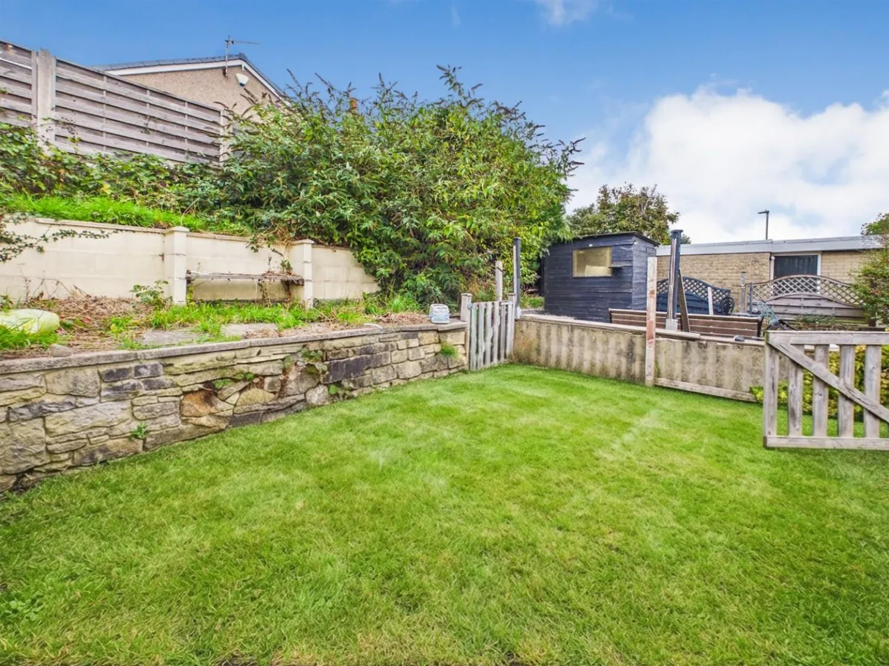 Gilstead Lane, Bingley, BD16, photo 13