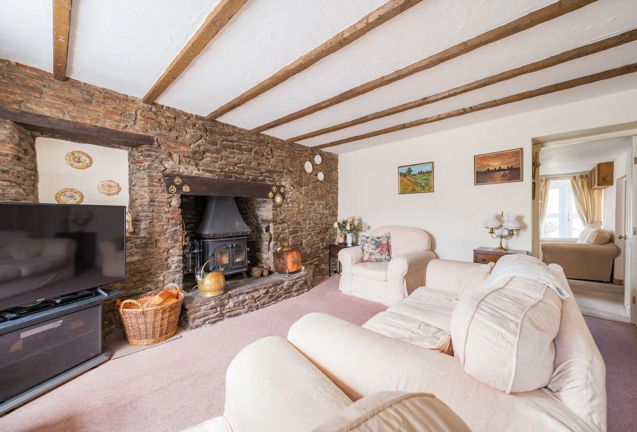Watleys End Road, Winterbourne, BS36 1QQ, photo 2