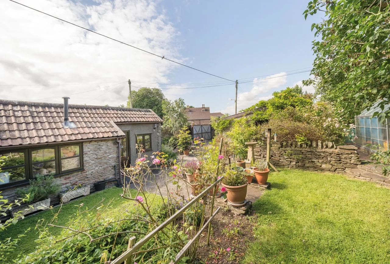 Watleys End Road, Winterbourne, BS36 1QQ, photo 15