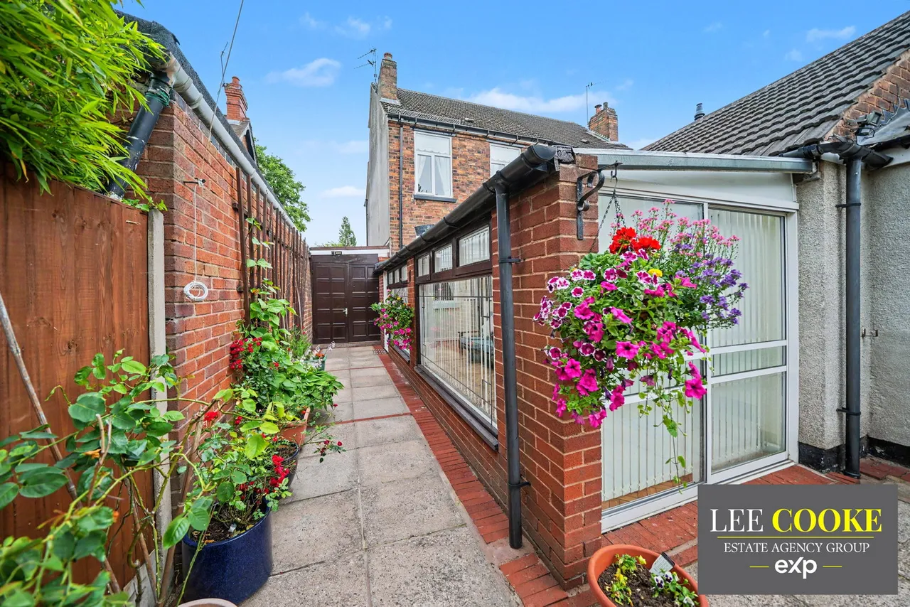 Prestwood Road, Wednesfield, Wolverhampton, WV11 1RH, photo 5