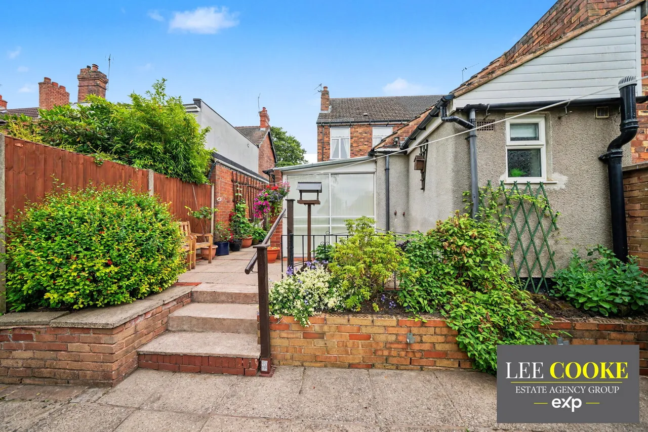 Prestwood Road, Wednesfield, Wolverhampton, WV11 1RH, photo 3