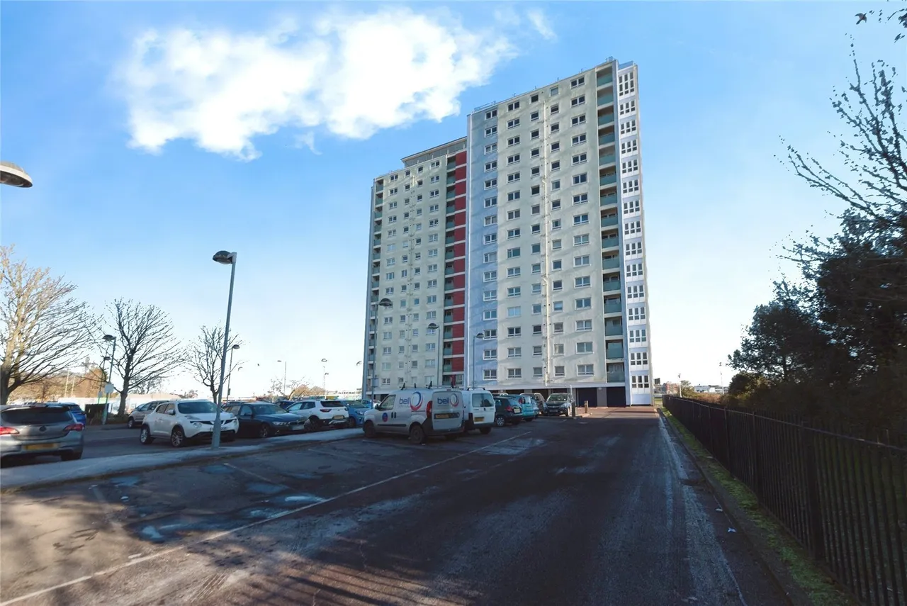 Harbour Tower, Trinity Green, PO12, photo 5