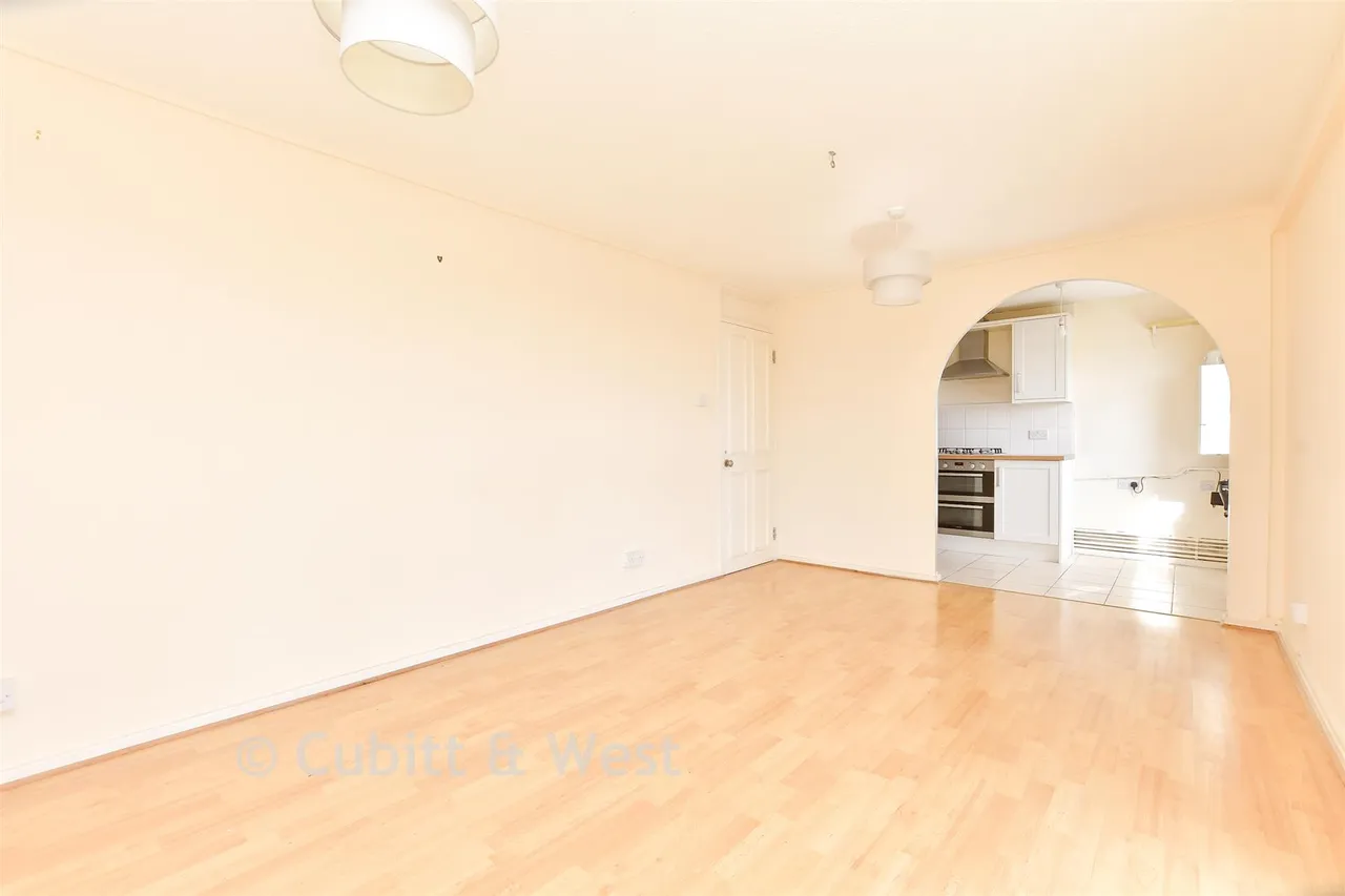 Basinghall Gardens, South Sutton, SM2, photo 7