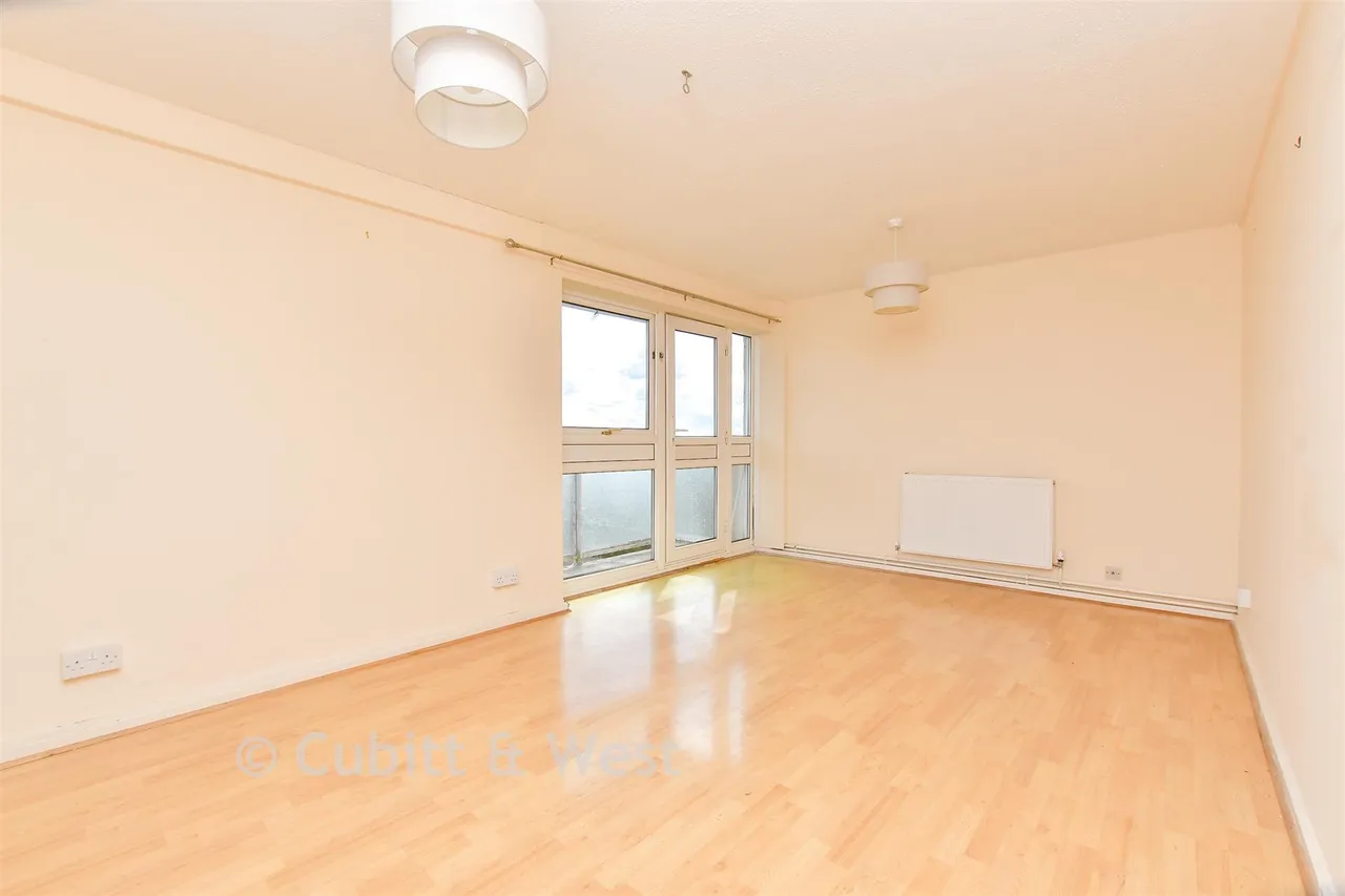 Basinghall Gardens, South Sutton, SM2, photo 5