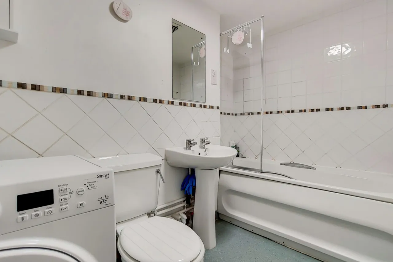 Clarence Street, Kingston Upon Thames, KT1, photo 9