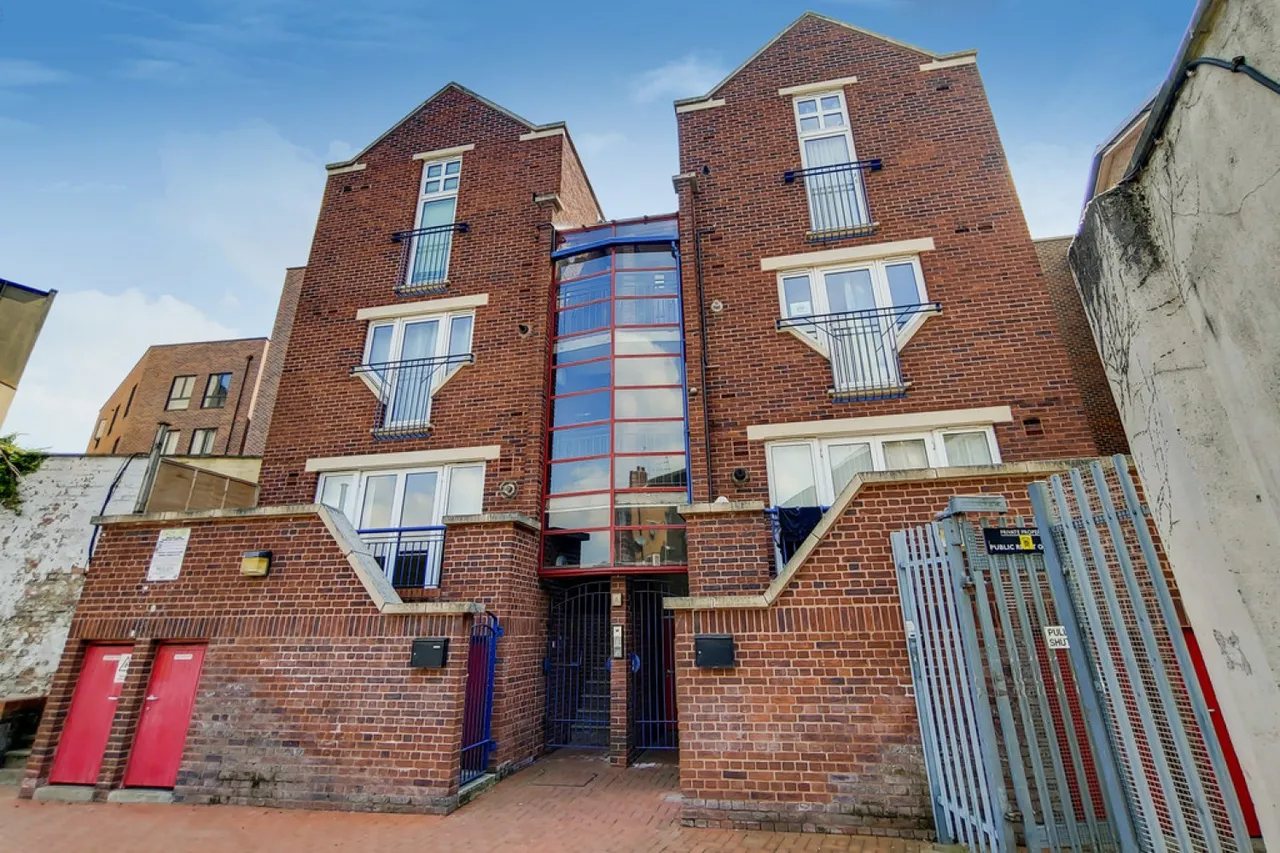 Clarence Street, Kingston Upon Thames, KT1, photo 10