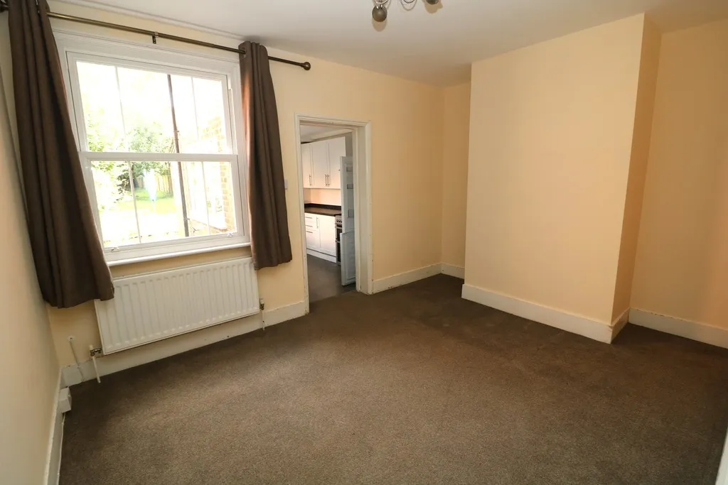 Willow Green, North Holmwood, RH5, photo 6