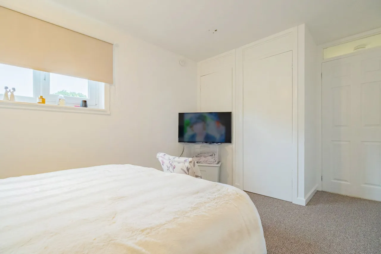 Restondene, St. Andrews Way, Deans, Livingston, photo 9