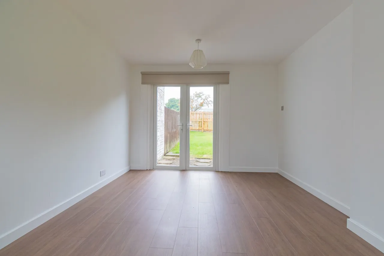 Restondene, St. Andrews Way, Deans, Livingston, photo 5