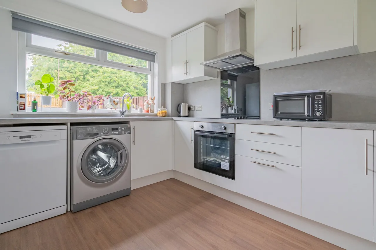 Restondene, St. Andrews Way, Deans, Livingston, photo 7