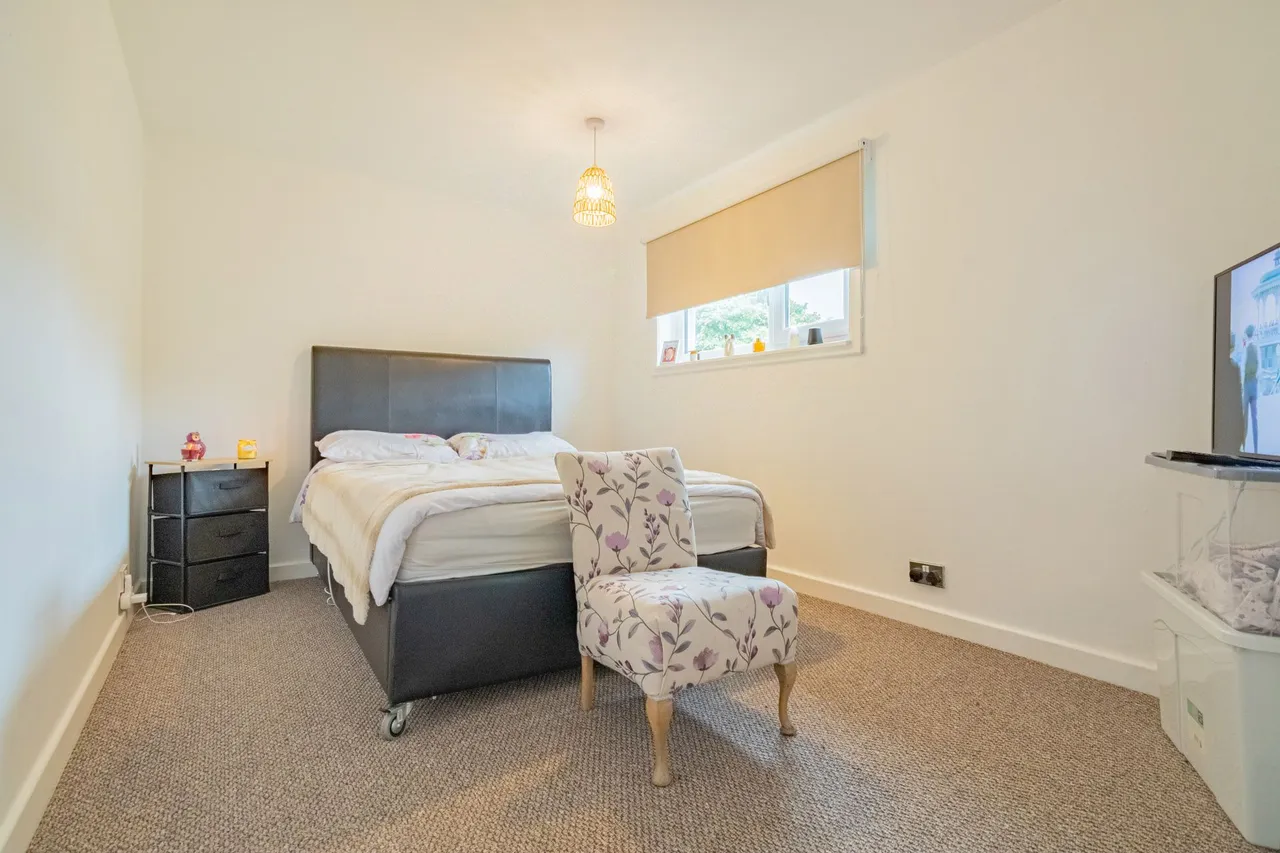 Restondene, St. Andrews Way, Deans, Livingston, photo 8