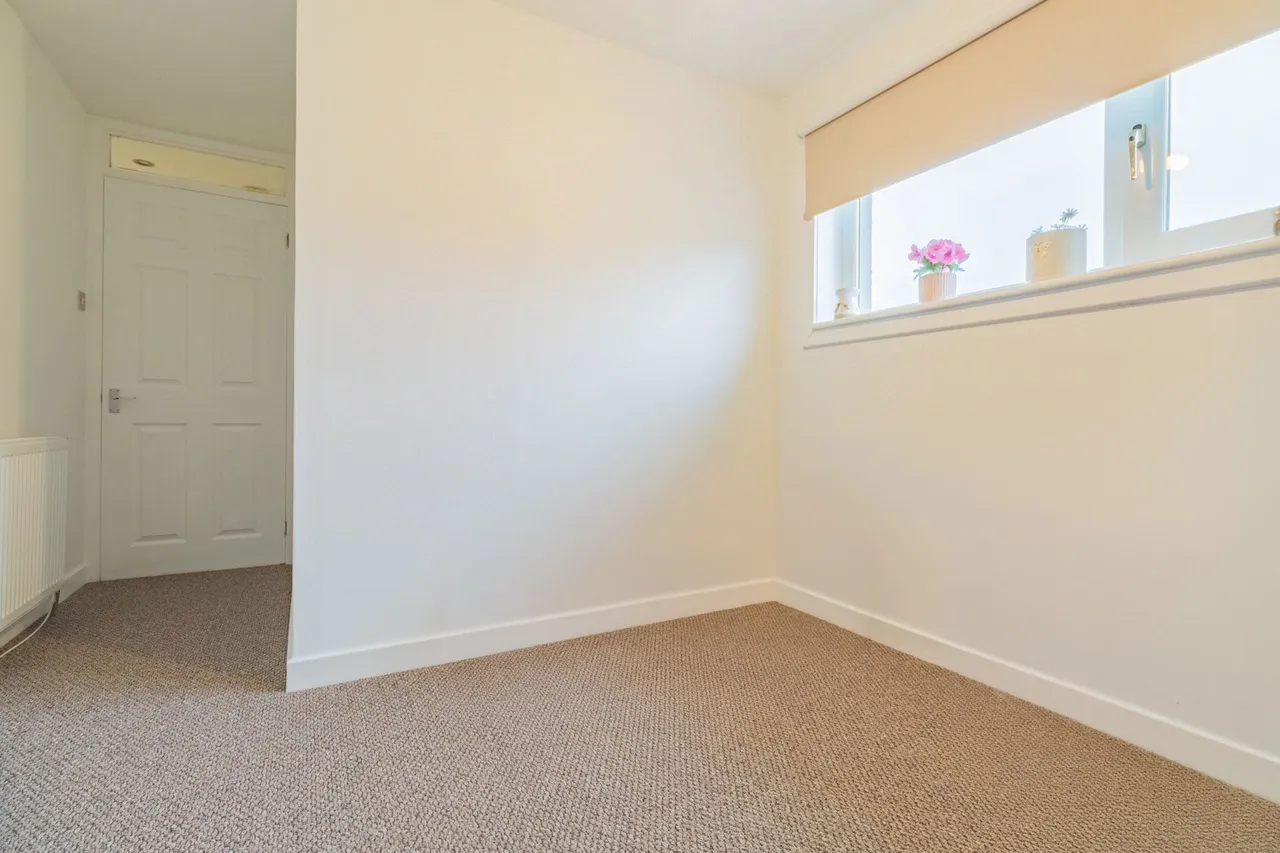 Restondene, St. Andrews Way, Deans, Livingston, photo 13