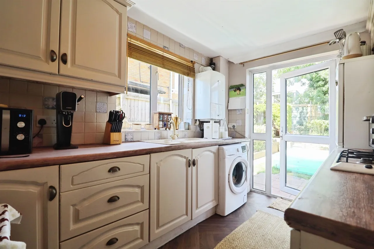 Powys Drive, Dinas Powys, CF64, photo 4