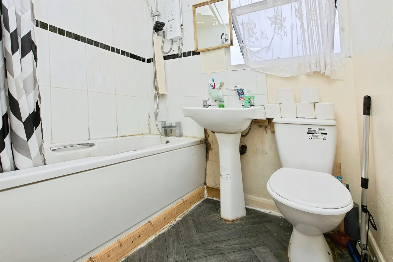 Cockayne Street South, Allenton, DE24, photo 16