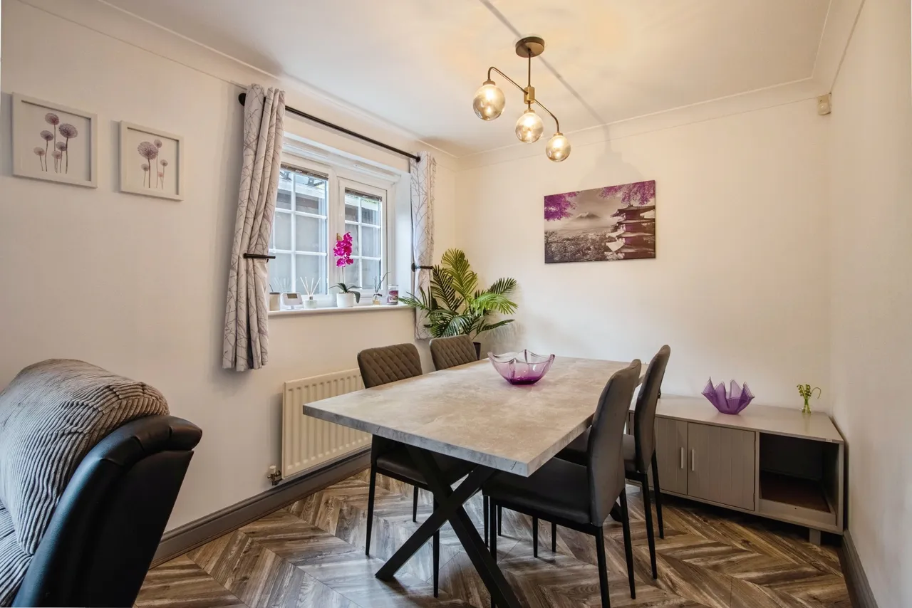 Lakeside Court, Normanton, WF6, photo 5