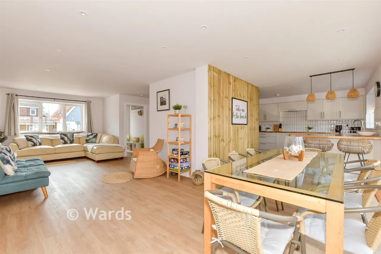 St. Swithin's Road, Whitstable, CT5, photo 3
